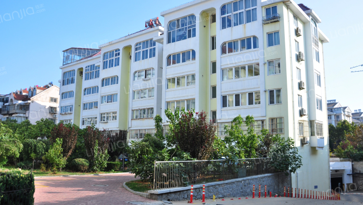 声远山庄外景图