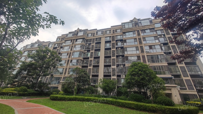 保利里院里二期外景图