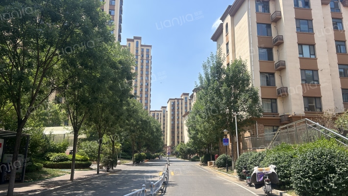 雁阳御城外景图