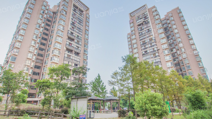 润碧康城外景图