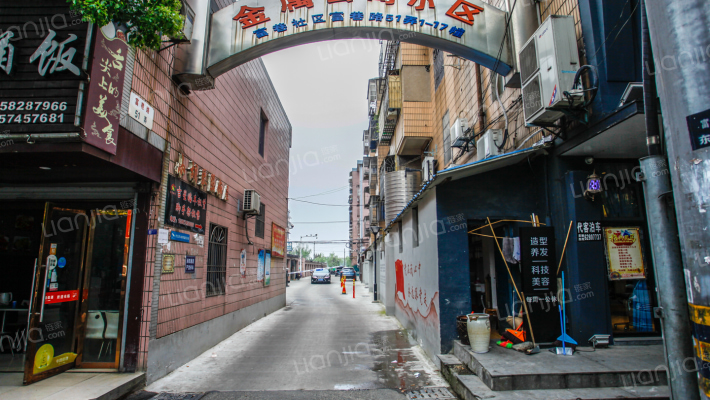 金属公司小区外景图