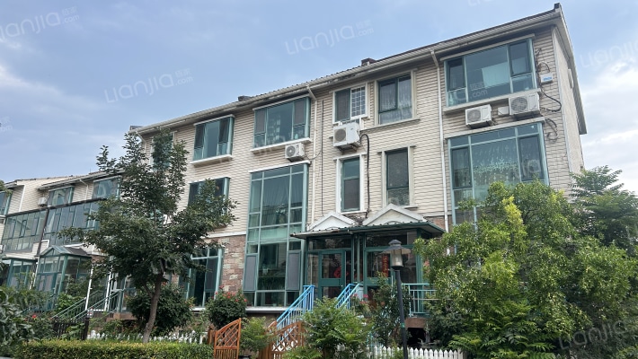 阳光名筑外景图