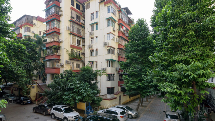 东湖新村外景图