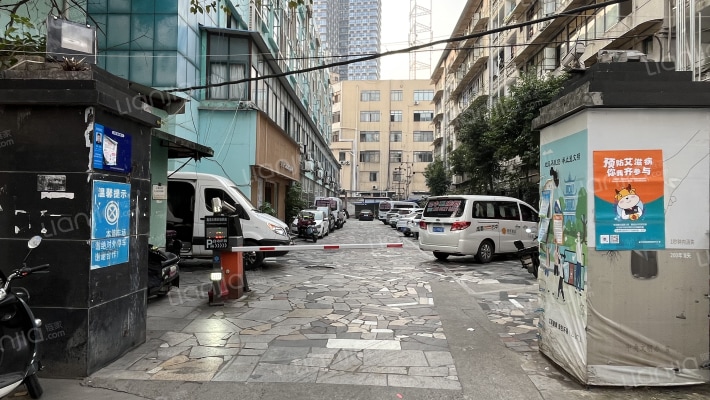 一环路北四段102号外景图