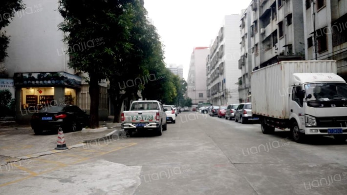 东兴花园外景图