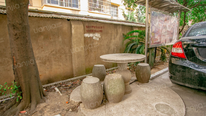 望新小区外景图