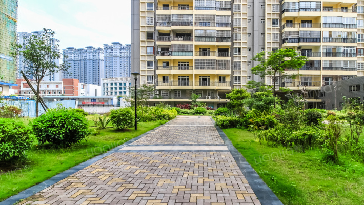 东方皇城花园外景图