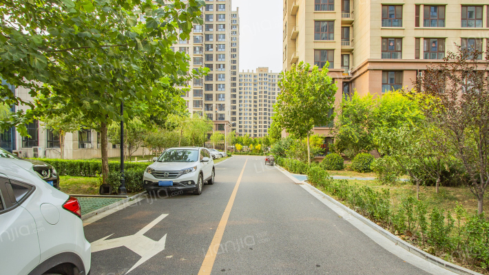 潮白晓月外景图