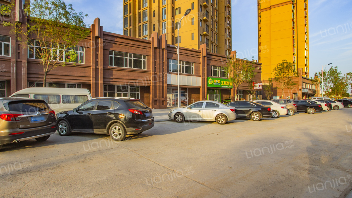 御澜华府外景图