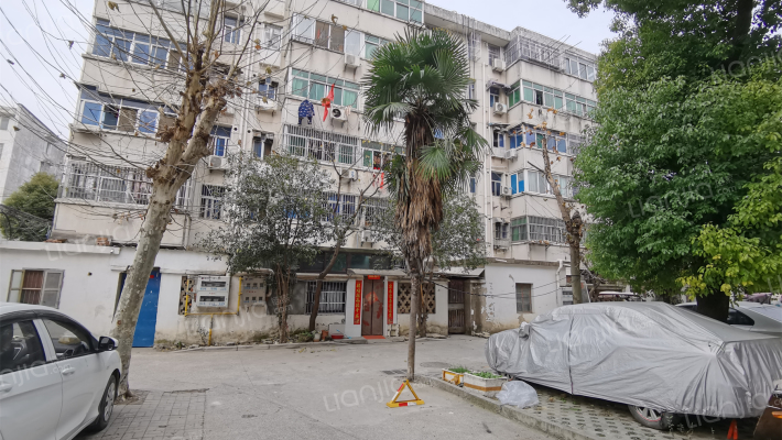 合裕路773号外景图