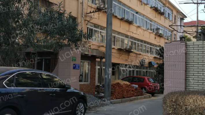 西藏北路1009号外景图