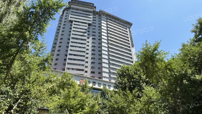 甘肃石油大厦外景图