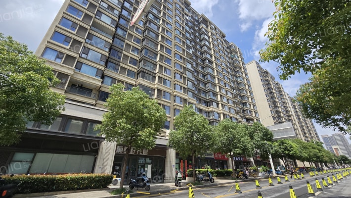 星河天赋外景图