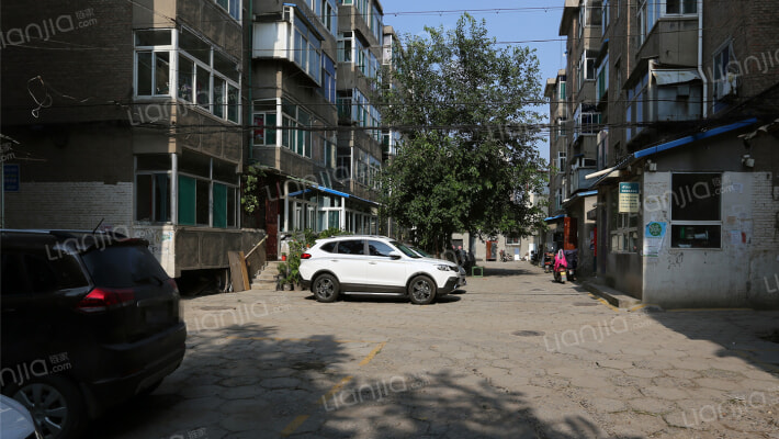 山西无线电厂小区外景图
