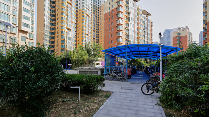 隆基家源外景图