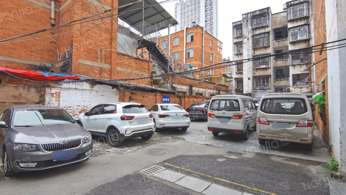 前卫路25号外景图