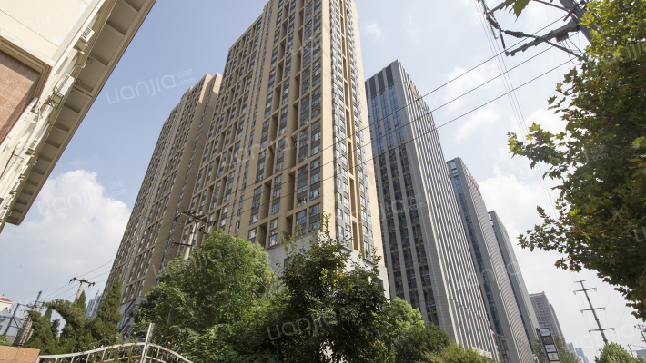 新华国际公寓外景图