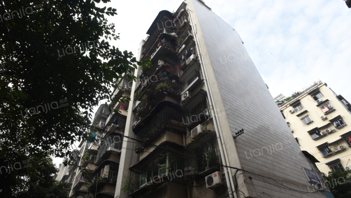 龙升支街外景图