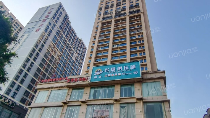 瀚天财富中心外景图