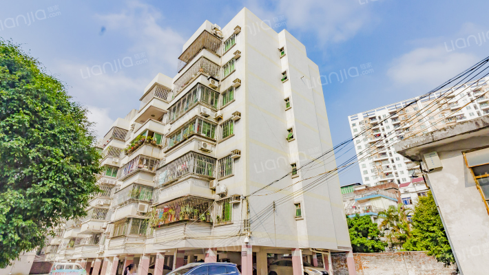 鸿裕二街10号小区外景图