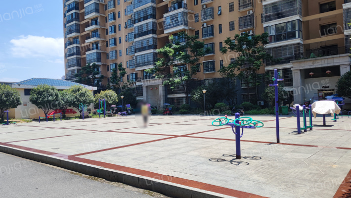 聚龙锦绣龙城外景图