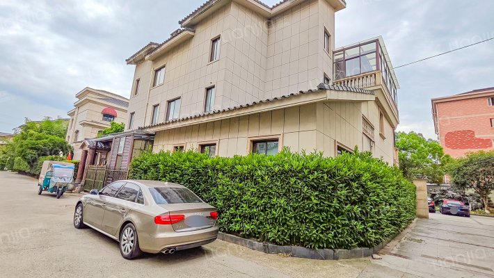 晶都花苑外景图