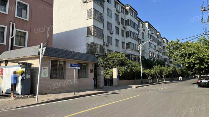 荷欢路东航宿舍外景图