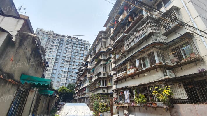 建设北路三段233号外景图