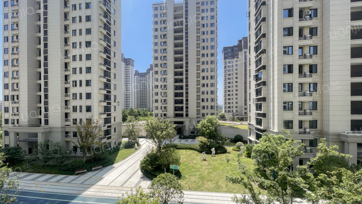 德信东望里外景图