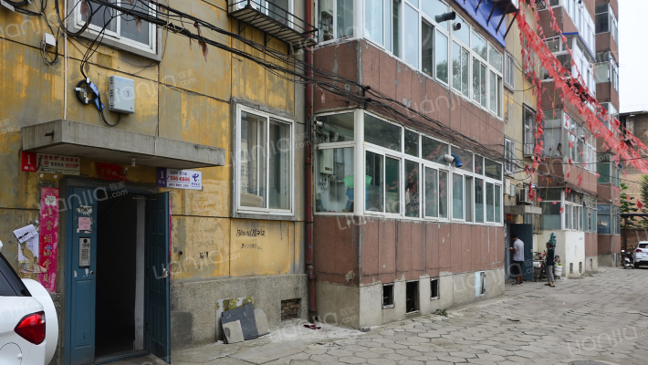 工行宿舍外景图