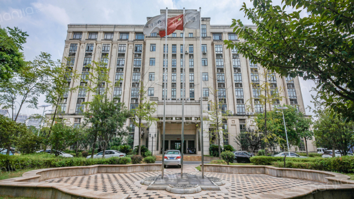 保利国际高尔夫花园写字楼外景图