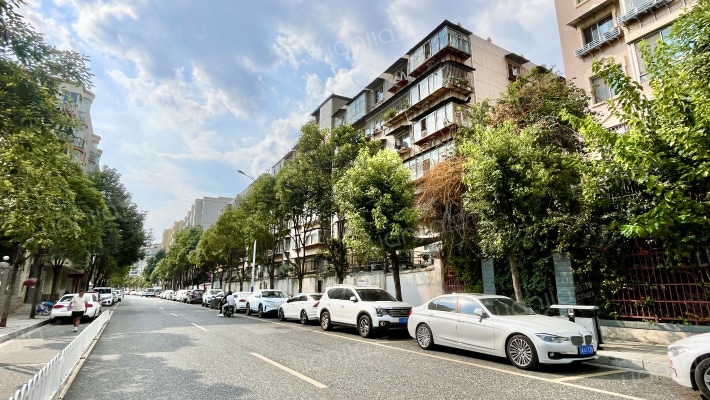 金太阳小区外景图