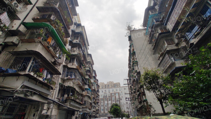 园中园东苑外景图