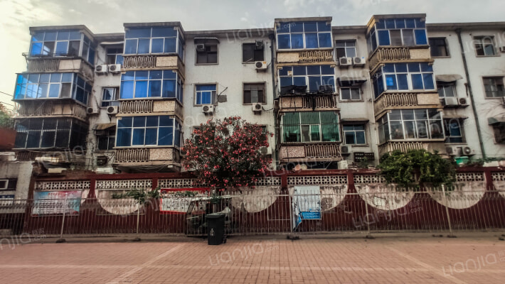 许昌市教委家属院外景图