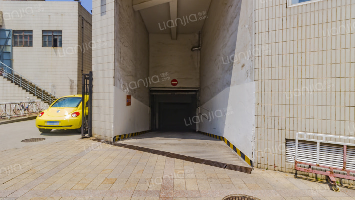 兴隆大厦外景图