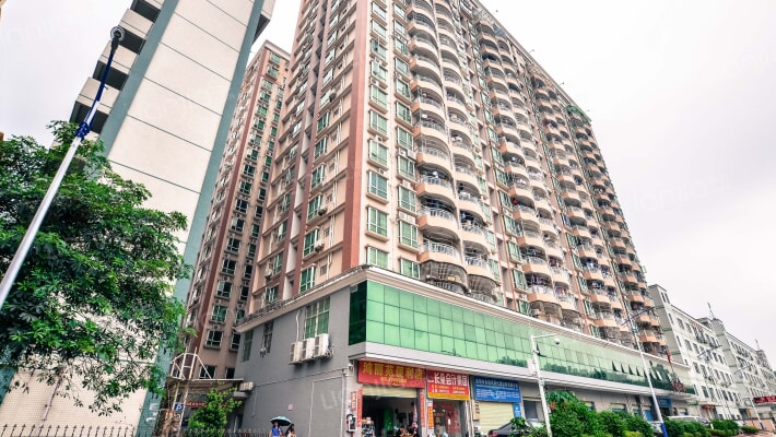 鸿丽苑小区外景图