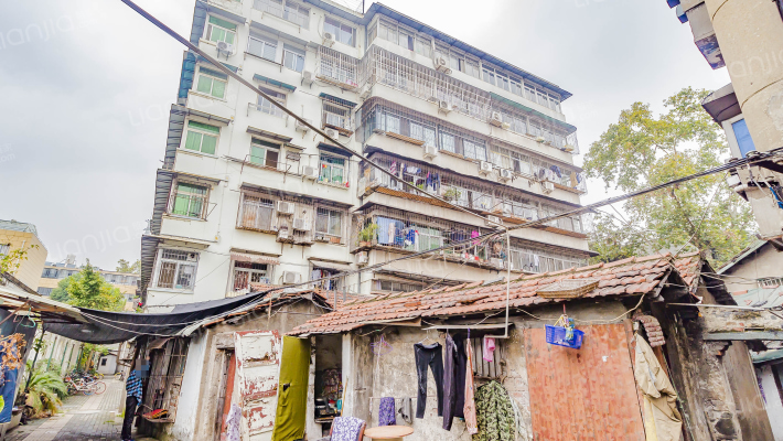 黄鹤楼道外景图