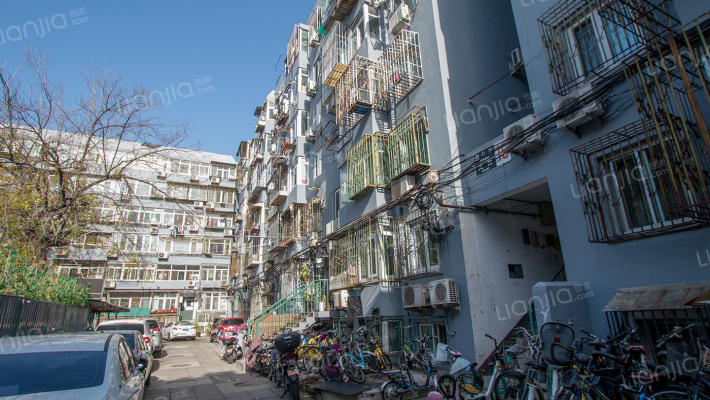 西什库大街19号外景图