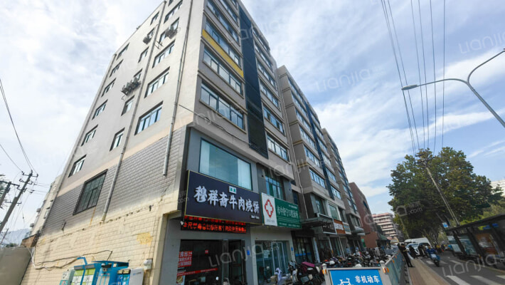 山水大厦外景图