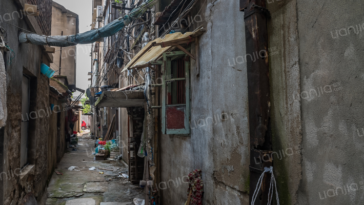 徐建宿舍外景图