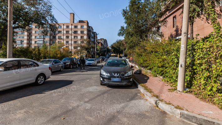 隆庆河畔家园外景图