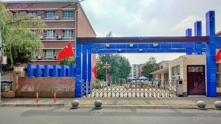 华美璟苑小区外景图