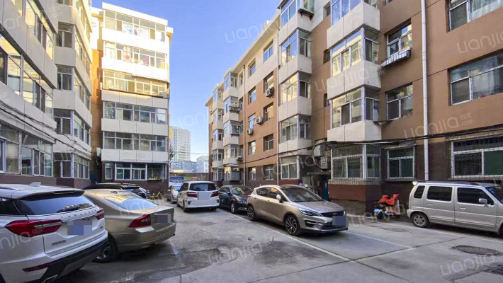 太原市食品工业公司宿舍外景图