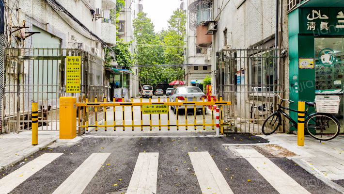 新苑西小区外景图