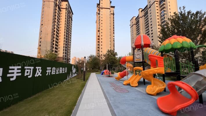 恒实城央名筑外景图