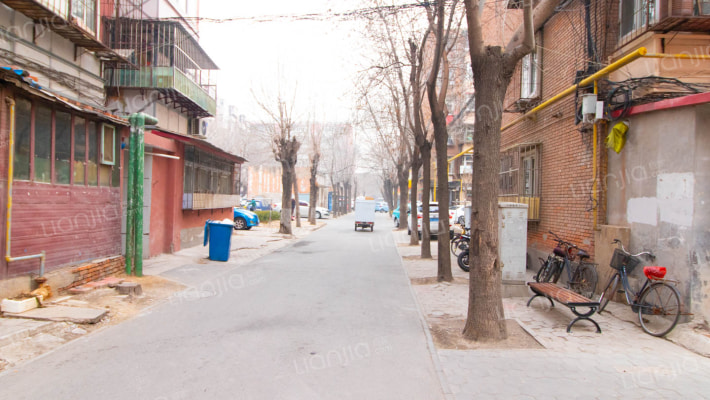 倚虹西里外景图