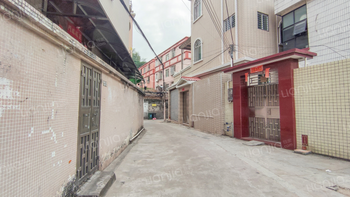 石岐自建房外景图