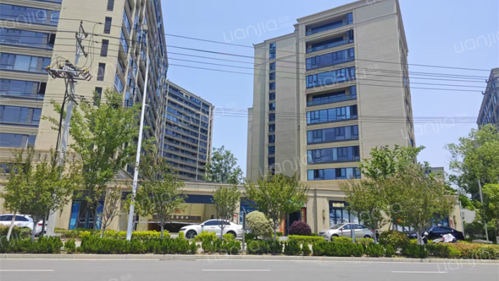 高宾大厦外景图