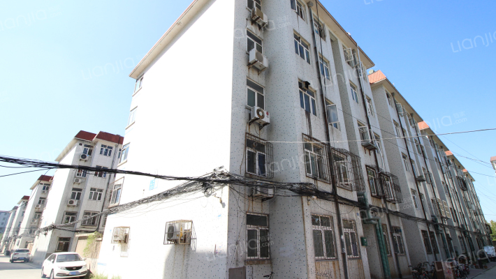 二印宿舍外景图