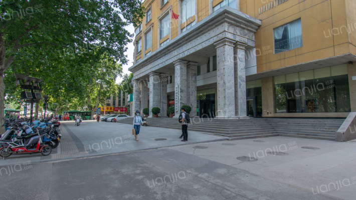 新闻大厦外景图